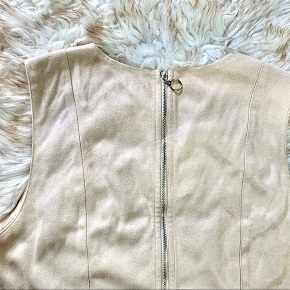 Forever 21 Cream Faux Suede Top Zip up - Picture 7 of 8